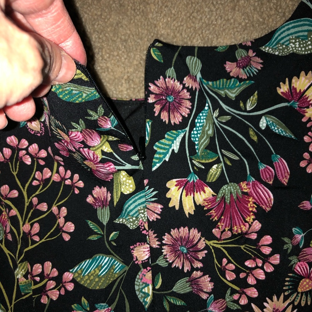 Connected Apparel Floral Dress - Picture 9 of 11